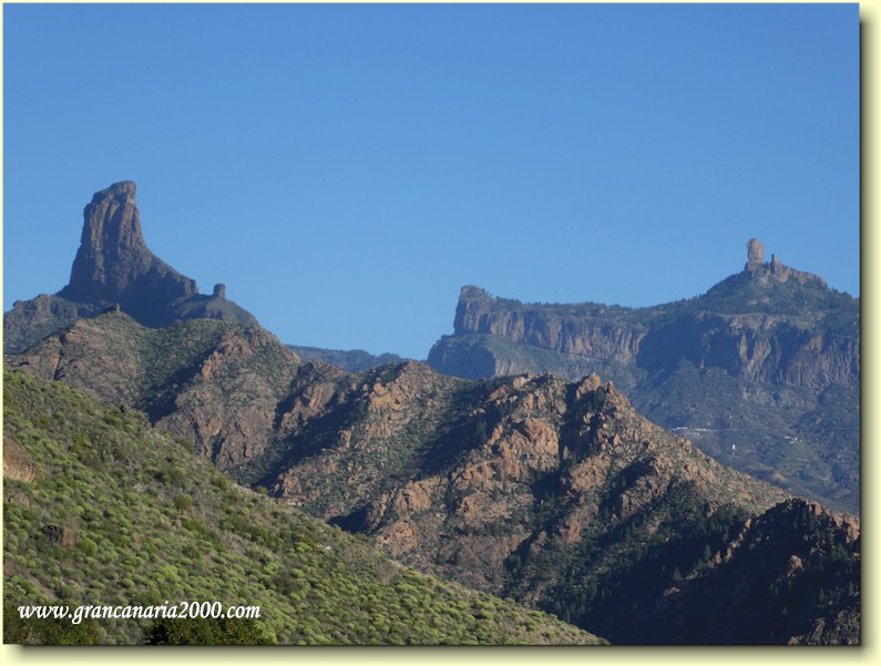 Fra Acusa ser en i st Roque Bentayga og Roque Nublo