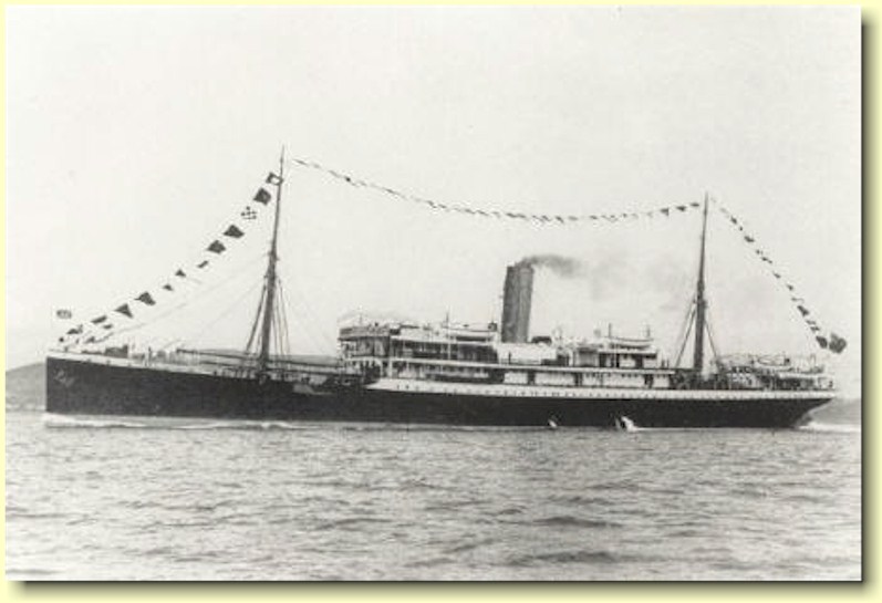 Mendi   ble bygget i 1905 for et av selskapene til Elder Dempster-rederiet. Under den frste verdenskrigen, i februar 1917, sank skipet i den engelske kanal med 650 menn ombord.
(Bildet er lnt fra Wikipedia.)
