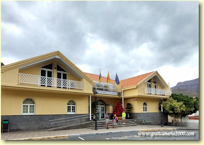 Ayuntamiento de Mogn - "kommunehuset" i Pueblo de Mogn. (Arkivfoto)