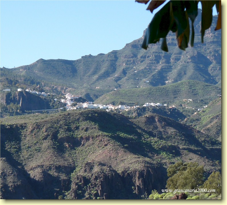 San Bartolomé (Tunte) sett fra Santa Lucia.